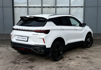 Подержанный автомобиль Geely Coolray 2023 года (6 фото)