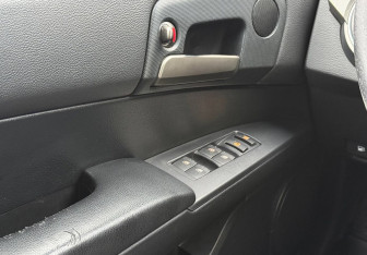 Подержанный автомобиль SsangYong Kyron 2011 года (14 фото)