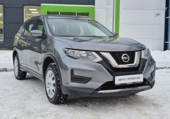 Подержанный автомобиль Nissan X-Trail 2022 года (3 фото)