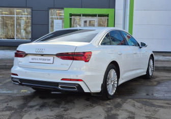 Подержанный автомобиль Audi A6 Sedan 2019 года (5 фото)