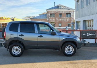 Подержанный автомобиль Chevrolet Niva 2018 года (4 фото)