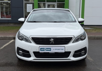 Подержанный автомобиль Peugeot 308 Wagon 2021 года (2 фото)