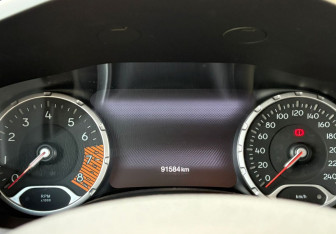 Подержанный автомобиль Jeep Renegade 2019 года (11 фото)