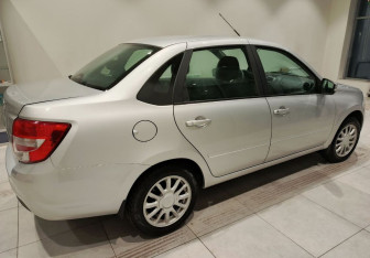 Подержанный автомобиль LADA (ВАЗ) Granta Liftback 2022 года (10 фото)
