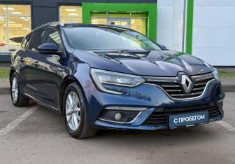 Подержанный автомобиль Renault Megane Wagon 2018 года (3 фото)
