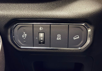 Подержанный автомобиль Haval Jolion 2025 года (19 фото)