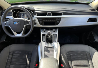 Подержанный автомобиль Geely Atlas 2019 года (11 фото)