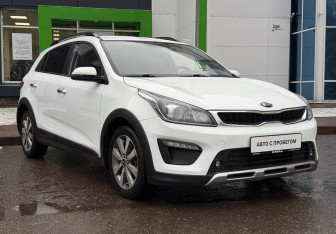 Подержанный автомобиль Kia Rio Hatchback 2018 года (3 фото)