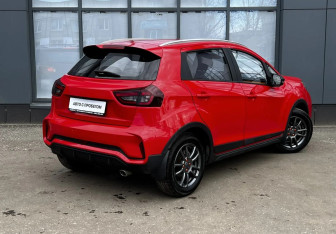 Подержанный автомобиль LIVAN X3Pro 2023 года (4 фото)