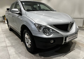 Подержанный автомобиль SsangYong Actyon 2010 года (3 фото)