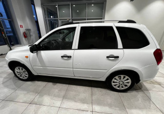 Подержанный автомобиль LADA (ВАЗ) Kalina Wagon 2014 года (5 фото)