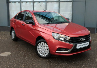 Подержанный автомобиль LADA (ВАЗ) Vesta Sedan 2017 года (3 фото)