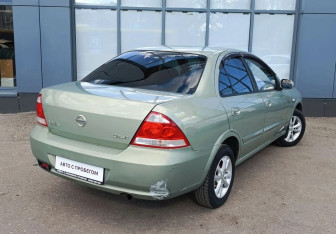 Подержанный автомобиль Nissan Almera Classic 2011 года (7 фото)