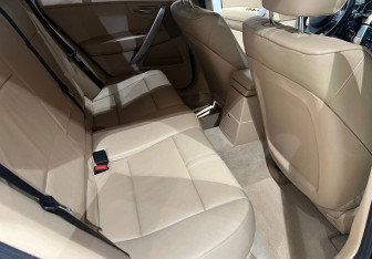 Подержанный автомобиль BMW X3 2007 года (14 фото)