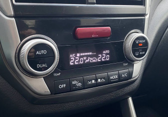 Подержанный автомобиль Subaru Forester Suv 2011 года (15 фото)