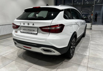 Подержанный автомобиль LADA (ВАЗ) Vesta Wagon 2024 года (4 фото)