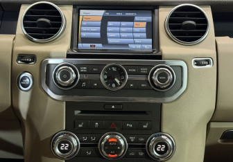 Подержанный автомобиль Land Rover Discovery 2010 года (13 фото)