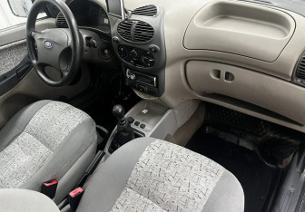Подержанный автомобиль LADA (ВАЗ) Kalina Sedan 2007 года (12 фото)