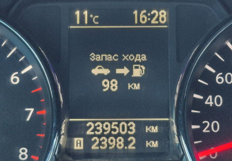 Подержанный автомобиль Nissan Qashqai 2013 года (13 фото)