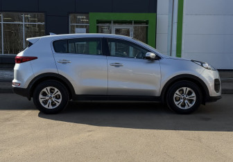 Подержанный автомобиль Kia Sportage 2018 года (4 фото)