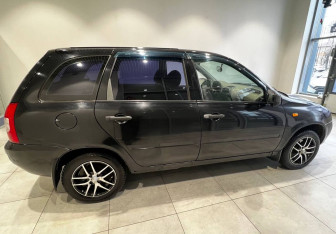 Подержанный автомобиль LADA (ВАЗ) Kalina Wagon 2010 года (4 фото)