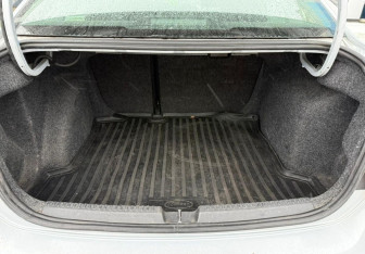 Подержанный автомобиль Volkswagen Polo Sedan 2018 года (17 фото)