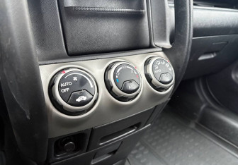 Подержанный автомобиль Honda CR-V 2002 года (13 фото)