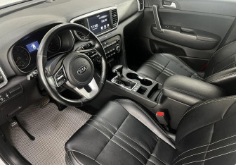 Подержанный автомобиль Kia Sportage 2020 года (9 фото)