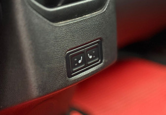 Подержанный автомобиль Chery Tiggo 4 2022 года (17 фото)