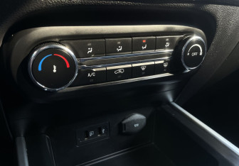 Подержанный автомобиль Chery Tiggo 4 2021 года (15 фото)