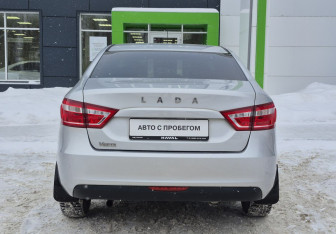Подержанный автомобиль LADA (ВАЗ) Vesta Sedan 2021 года (5 фото)