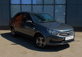 Подержанный автомобиль LADA (ВАЗ) Granta Sedan 2020 года (3 фото)