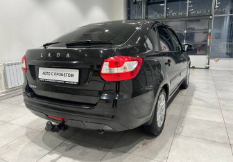 Подержанный автомобиль LADA (ВАЗ) Granta Liftback 2019 года (8 фото)
