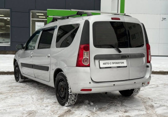 Подержанный автомобиль LADA (ВАЗ) Largus Wagon 2013 года (7 фото)