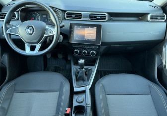 Подержанный автомобиль Renault Duster 2021 года (9 фото)