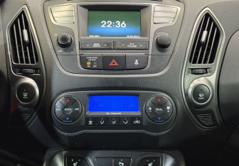 Подержанный автомобиль Hyundai ix35 2013 года (13 фото)