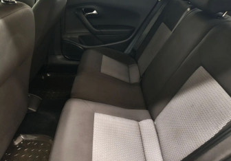 Подержанный автомобиль Volkswagen Polo Sedan 2011 года (12 фото)