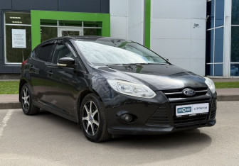 Подержанный автомобиль Ford Focus Hatchback 2012 года (3 фото)