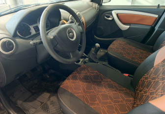 Подержанный автомобиль LADA (ВАЗ) Largus Wagon 2020 года (12 фото)