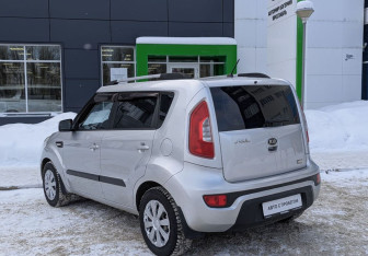Подержанный автомобиль Kia Soul 2013 года (7 фото)