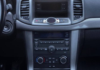 Подержанный автомобиль Chevrolet Captiva 2013 года (14 фото)