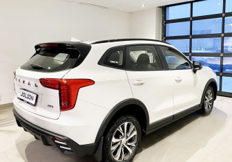 Новый Haval Jolion 2025 (8 фото)