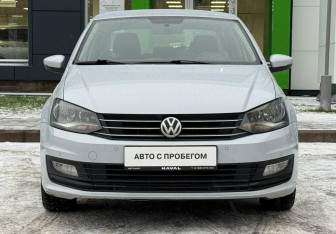 Подержанный автомобиль Volkswagen Polo Sedan 2018 года (2 фото)
