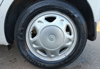 Подержанный автомобиль Chevrolet Spark 2012 года (13 фото)