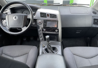 Подержанный автомобиль SsangYong Kyron 2011 года (9 фото)