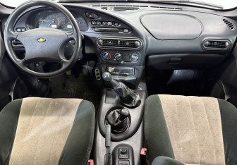 Подержанный автомобиль Chevrolet Niva 2007 года (9 фото)
