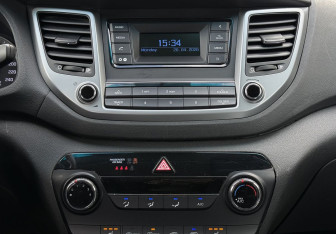 Подержанный автомобиль Hyundai Tucson 2016 года (14 фото)