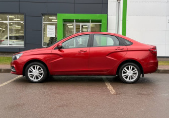 Подержанный автомобиль LADA (ВАЗ) Vesta Sedan 2018 года (8 фото)