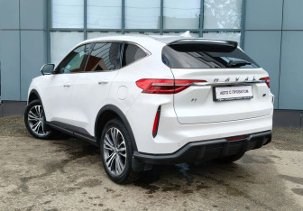 Подержанный автомобиль Haval F7 2022 года (8 фото)