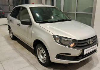 Подержанный автомобиль LADA (ВАЗ) Granta Sedan 2019 года (3 фото)